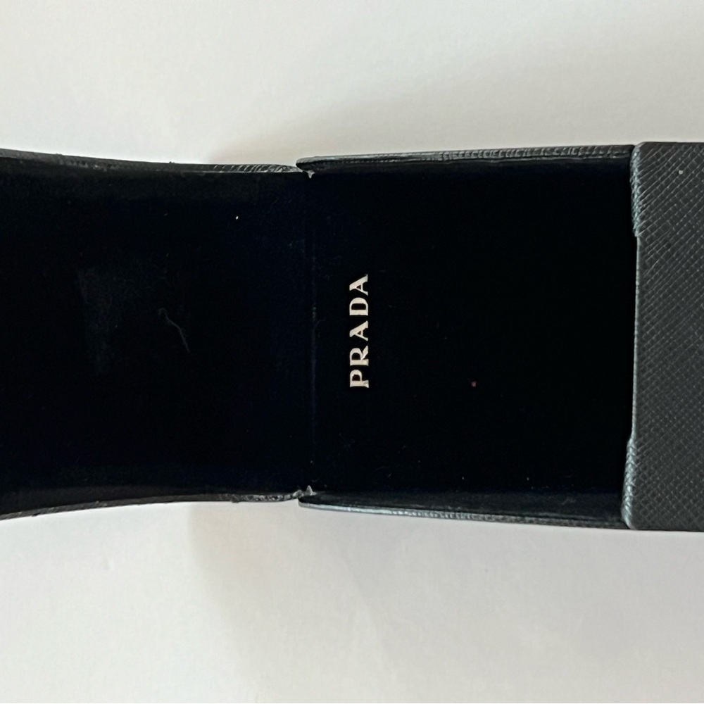 COPY - EUC Prada women's black sunglasses with hard case - Picture 6 of 10